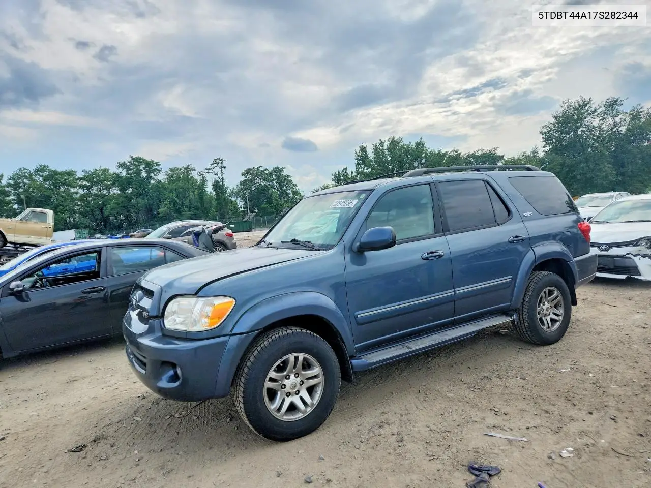 2007 Toyota Sequoia Sr5 VIN: 5TDBT44A17S282344 Lot: 57946236