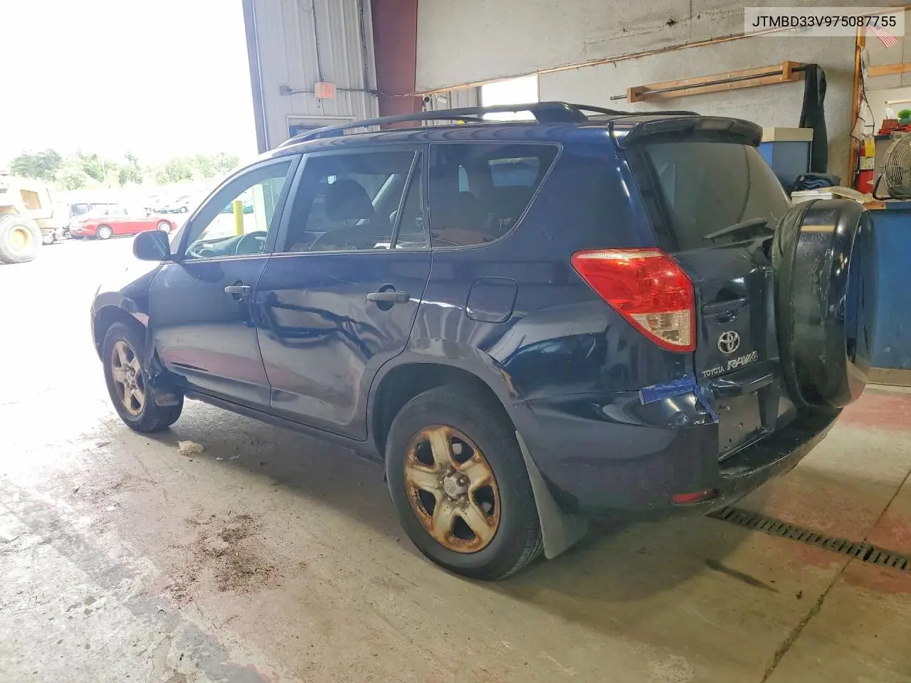 2007 Toyota Rav4 Base VIN: JTMBD33V975087755 Lot: 62122576