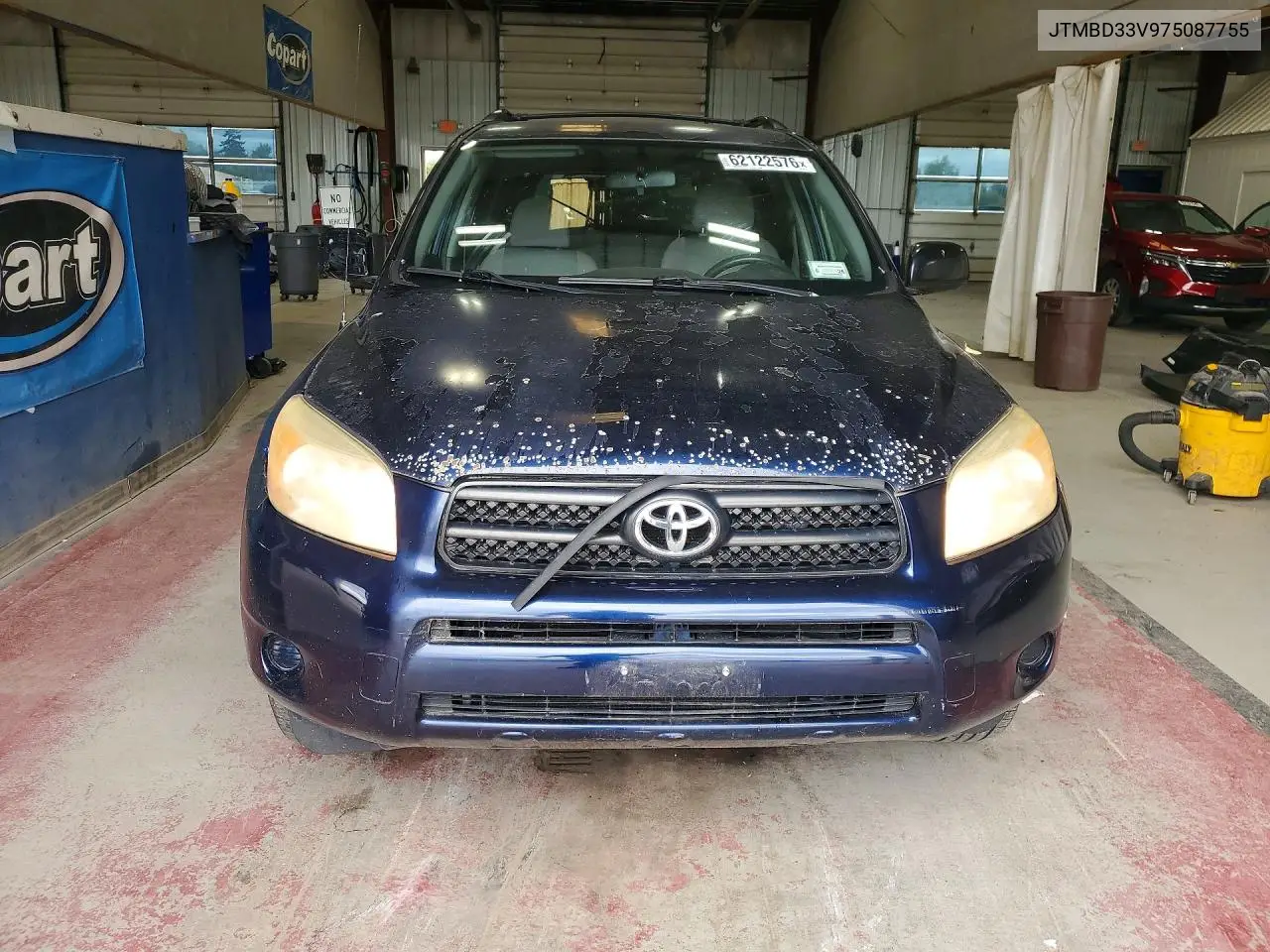 2007 Toyota Rav4 Base VIN: JTMBD33V975087755 Lot: 62122576