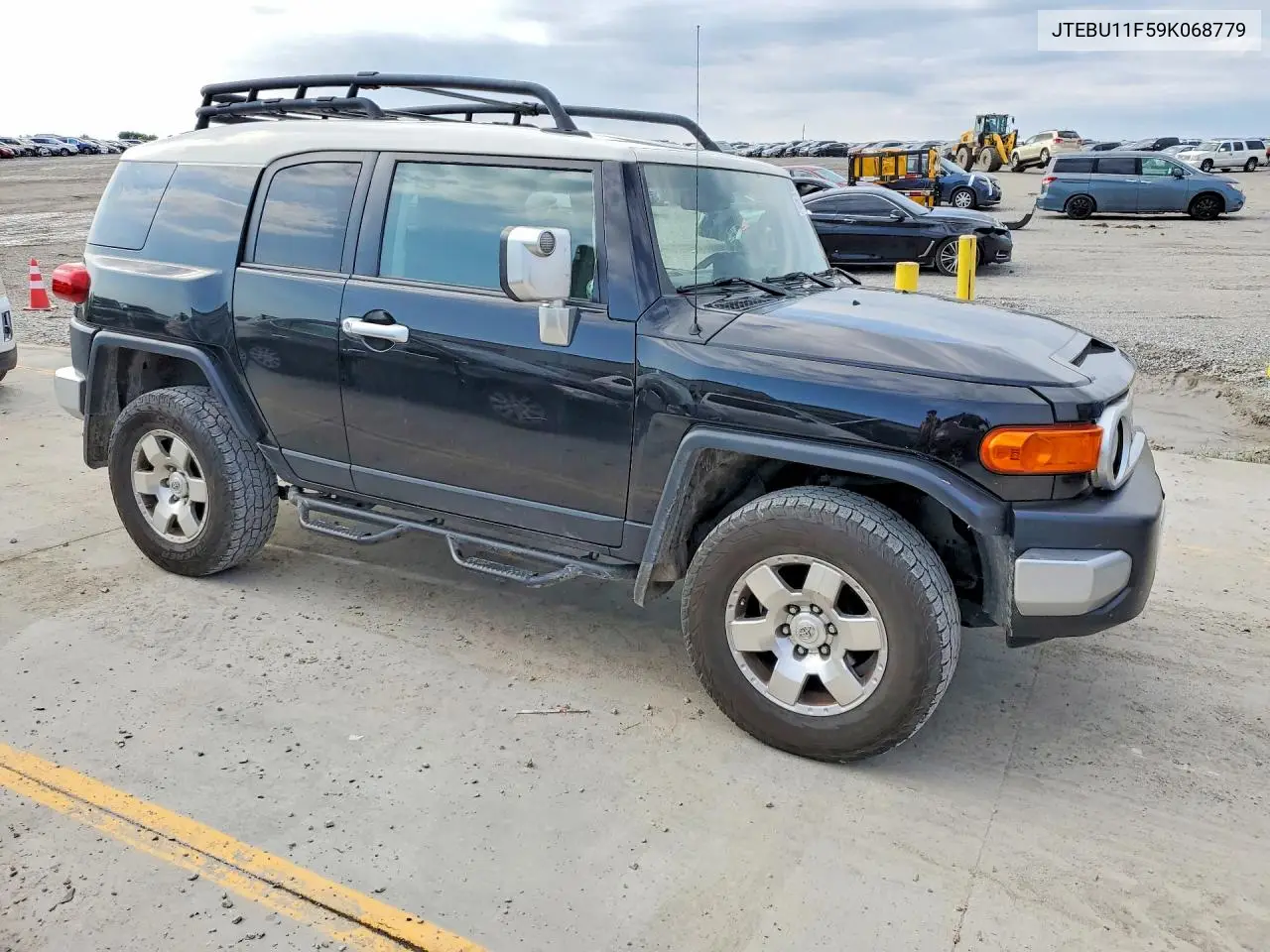 2009 Toyota Fj Cruiser Base VIN: JTEBU11F59K068779 Lot: 56001656