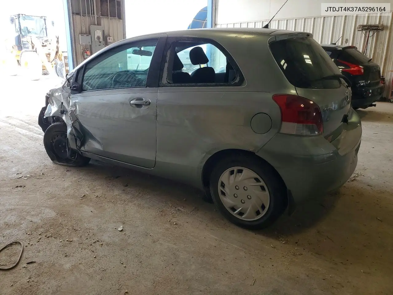 2010 Toyota Yaris Base VIN: JTDJT4K37A5296164 Lot: 56947826