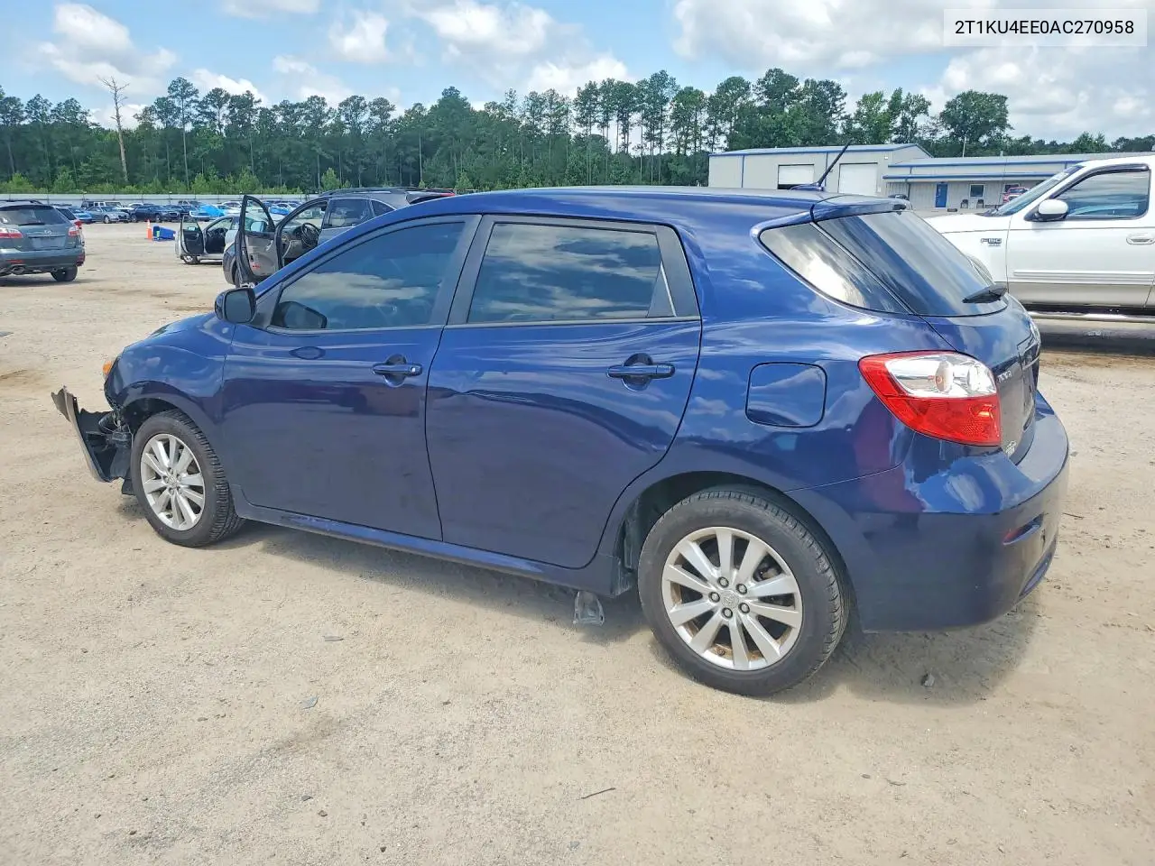 2010 Toyota Matrix Base VIN: 2T1KU4EE0AC270958 Lot: 58044226
