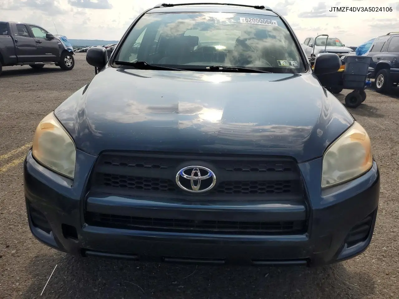 2010 Toyota Rav4 Base VIN: JTMZF4DV3A5024106 Lot: 62000066