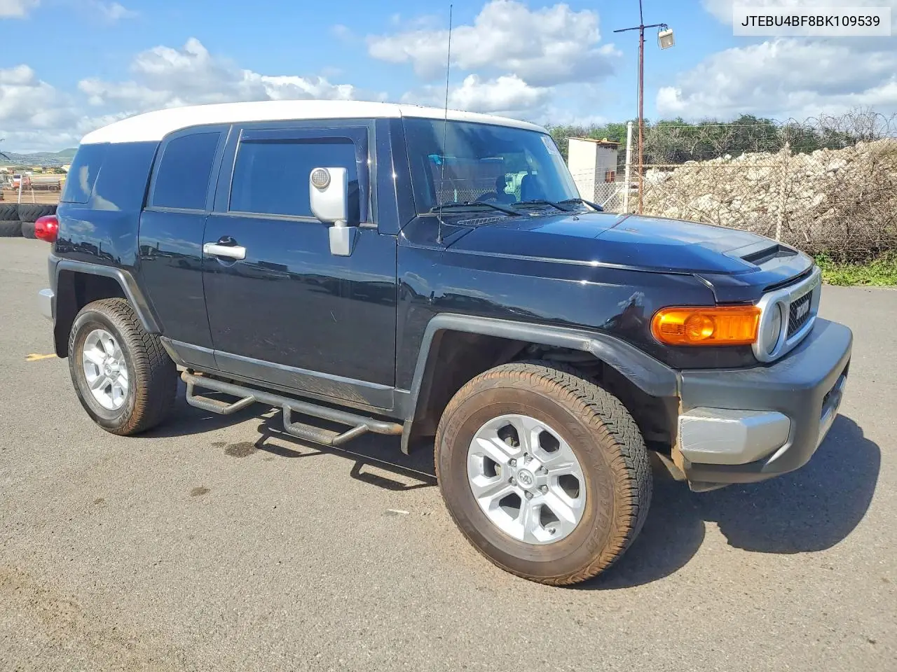 2011 Toyota Fj Cruiser Base VIN: JTEBU4BF8BK109539 Lot: 49032636