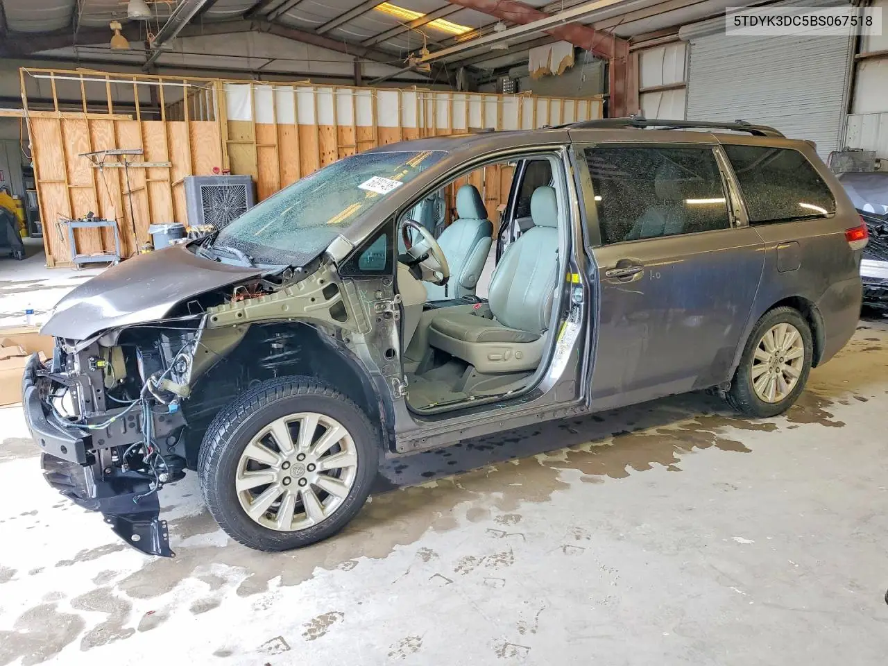 2011 Toyota Sienna Limited 7-Passenger
