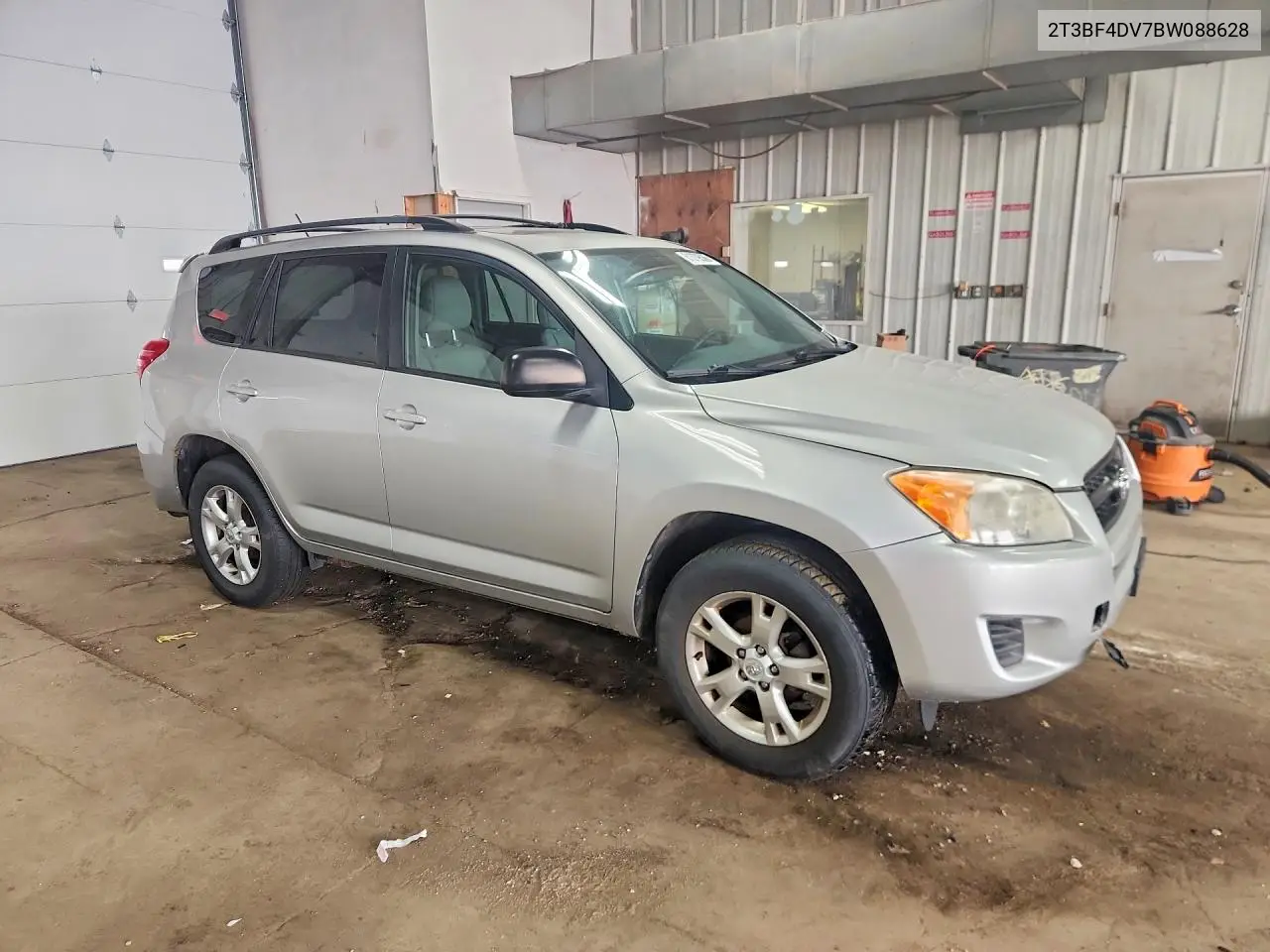 2011 Toyota Rav4 Base VIN: 2T3BF4DV7BW088628 Lot: 61379536