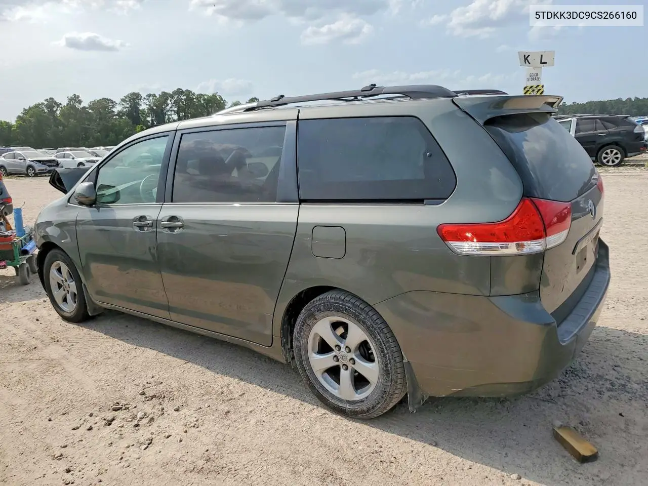 2012 Toyota Sienna Le VIN: 5TDKK3DC9CS266160 Lot: 58329646