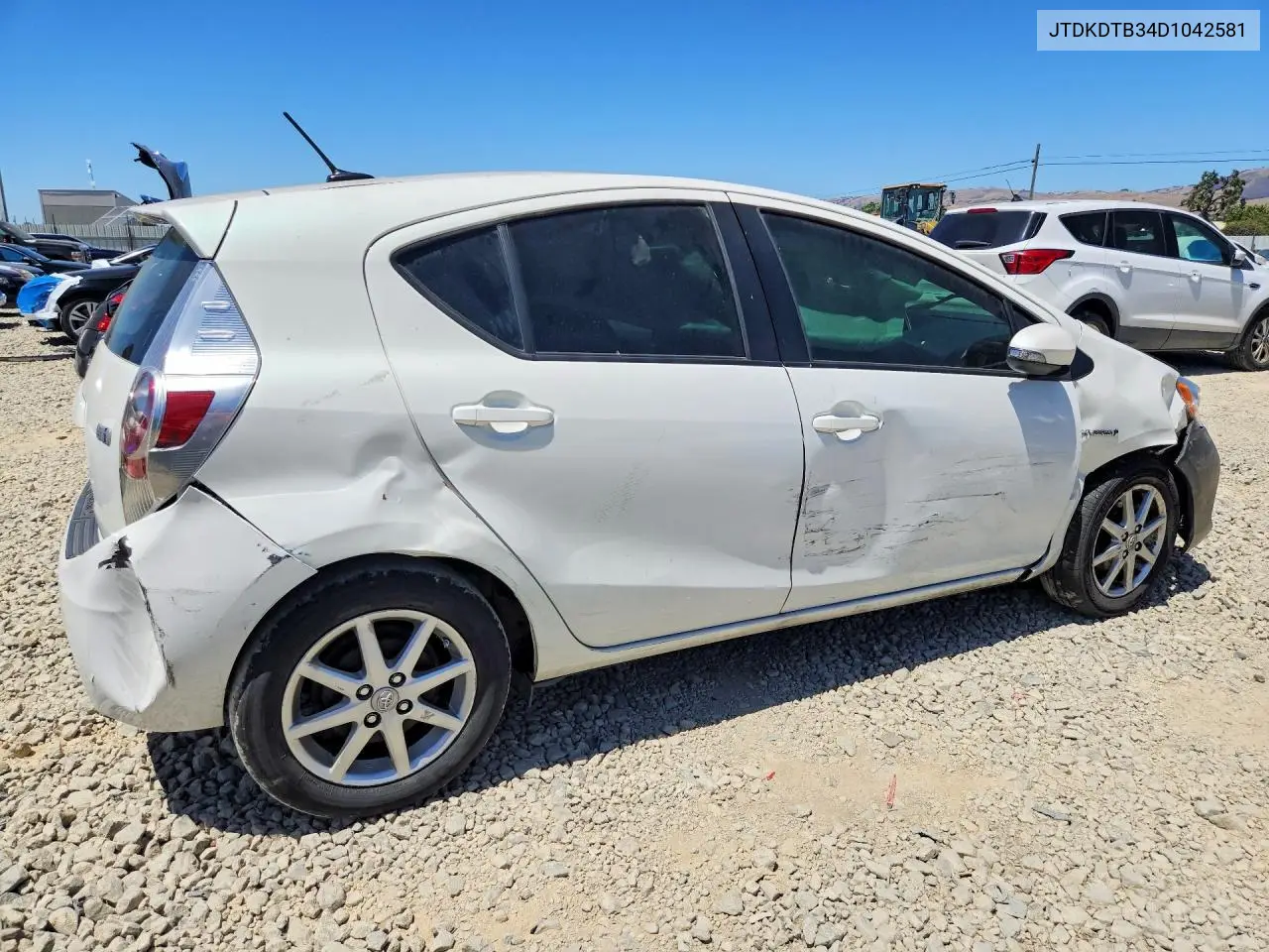 2013 Toyota Prius C Four VIN: JTDKDTB34D1042581 Lot: 57014416