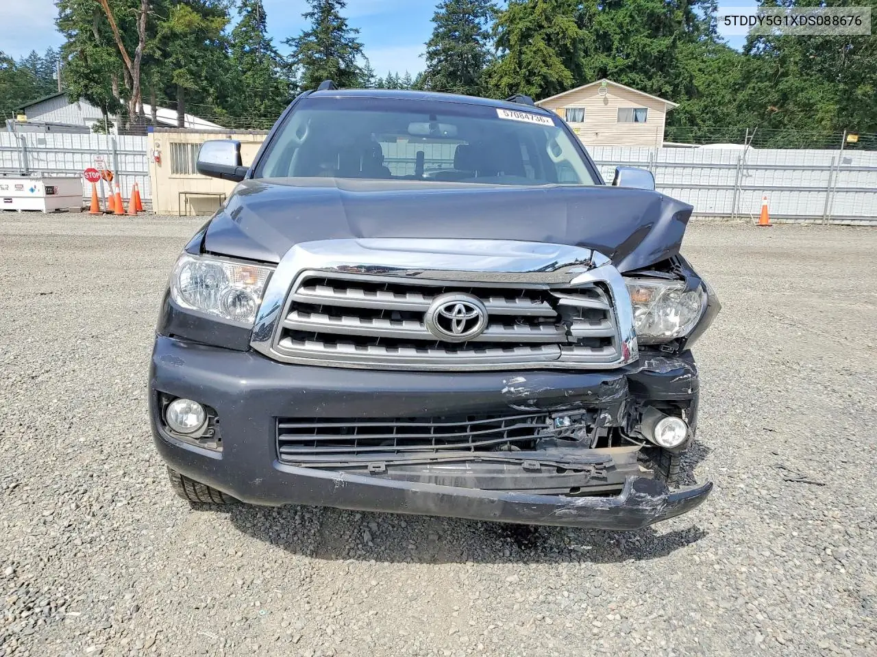 2013 Toyota Sequoia Platinum VIN: 5TDDY5G1XDS088676 Lot: 57084736