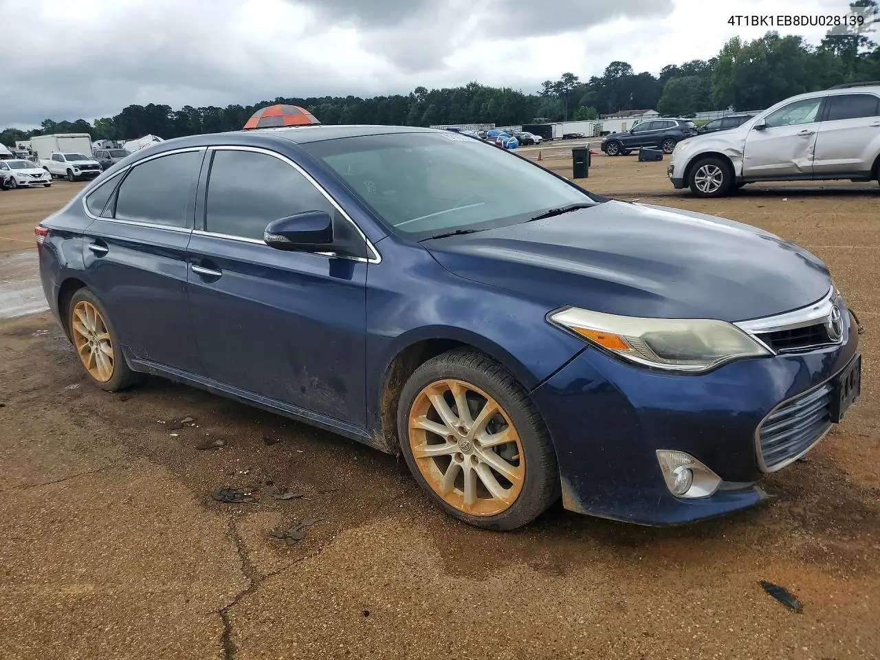 2013 Toyota Avalon Limited VIN: 4T1BK1EB8DU028139 Lot: 57162376