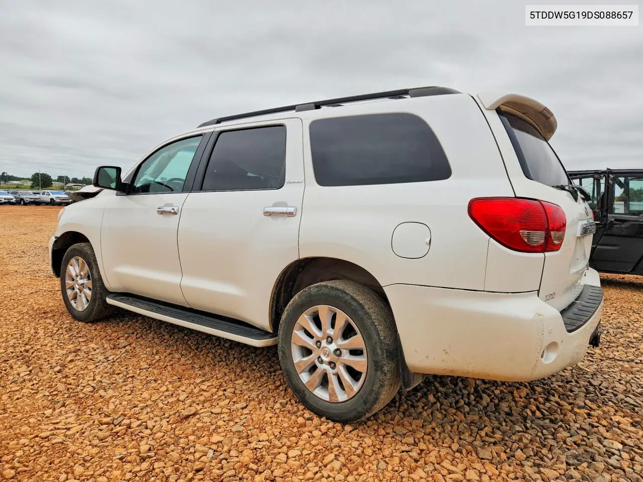 2013 Toyota Sequoia Platinum VIN: 5TDDW5G19DS088657 Lot: 58358606