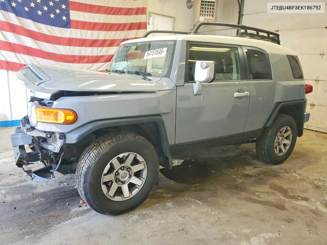 2014 Toyota Fj Cruiser Base VIN: JTEBU4BF3EK186792 Lot: 54151646