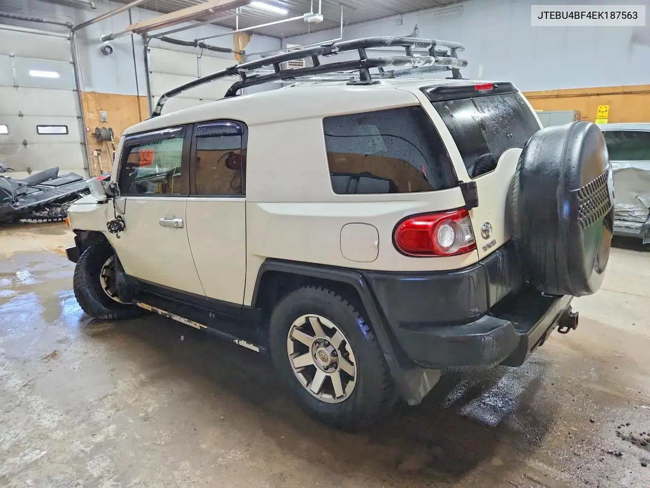 2014 Toyota Fj Cruiser Base VIN: JTEBU4BF4EK187563 Lot: 55761236