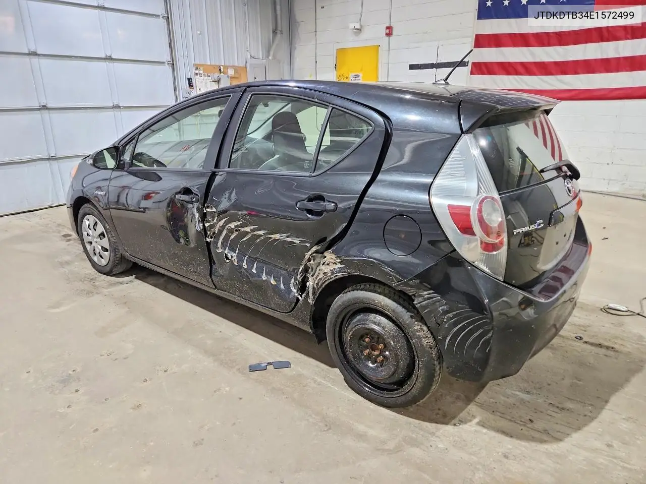 2014 Toyota Prius C One VIN: JTDKDTB34E1572499 Lot: 57551156