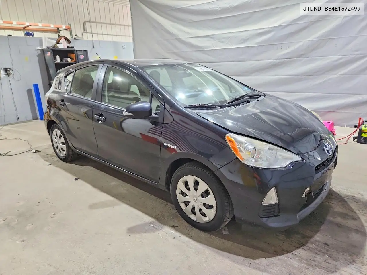 2014 Toyota Prius C One VIN: JTDKDTB34E1572499 Lot: 57551156