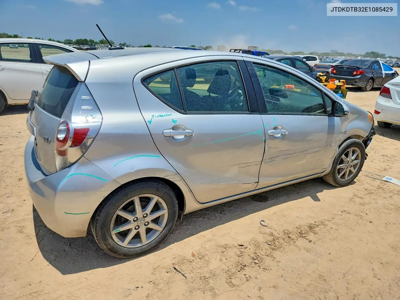 2014 Toyota Prius C Three VIN: JTDKDTB32E1085429 Lot: 57840956