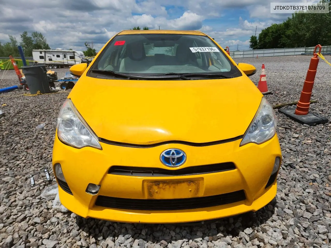 2014 Toyota Prius C One VIN: JTDKDTB37E1076709 Lot: 57937196