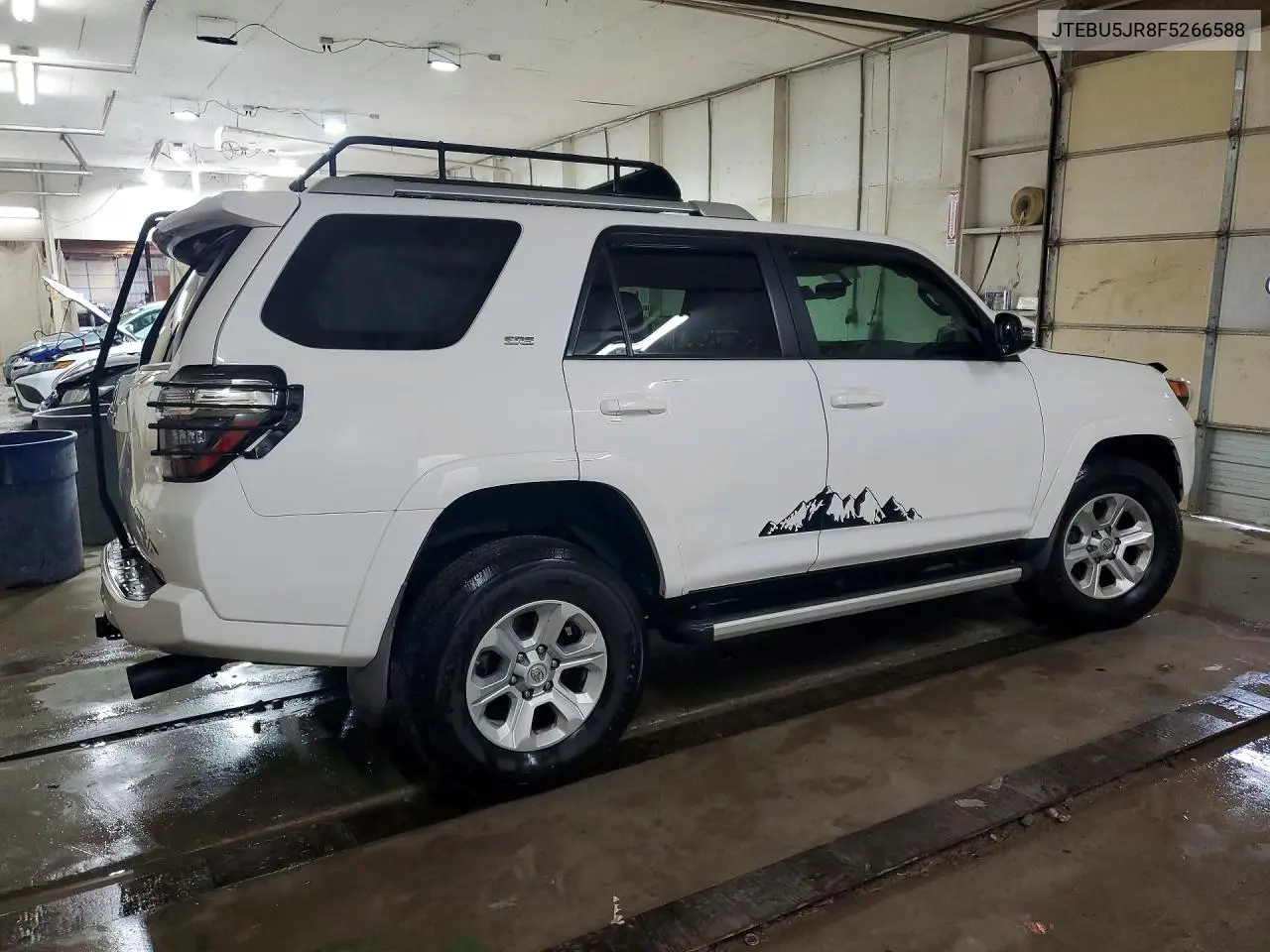 2015 Toyota 4Runner Sr5 Premium VIN: JTEBU5JR8F5266588 Lot: 55608886