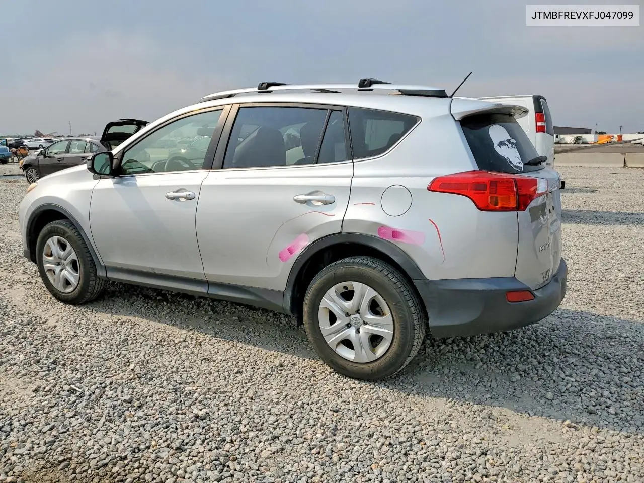2015 Toyota Rav4 Le VIN: JTMBFREVXFJ047099 Lot: 58592556