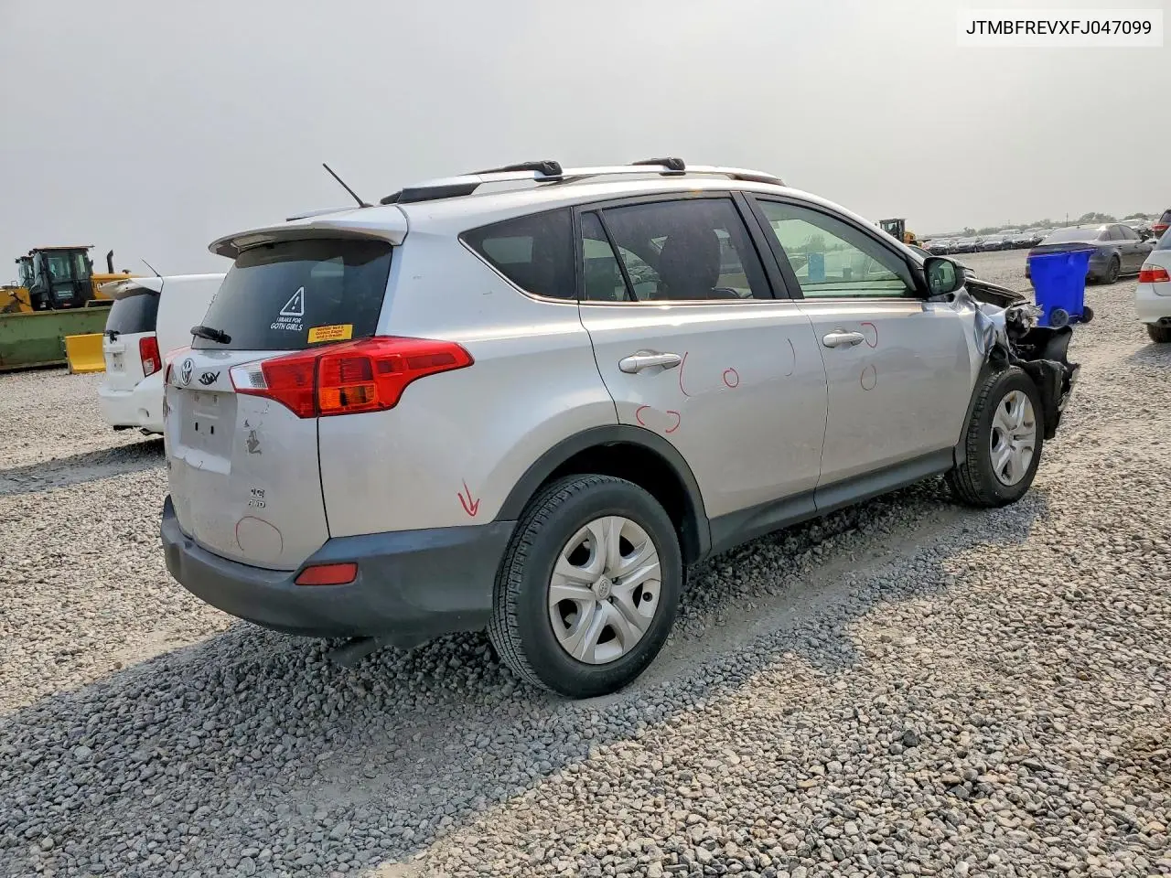 2015 Toyota Rav4 Le VIN: JTMBFREVXFJ047099 Lot: 58592556