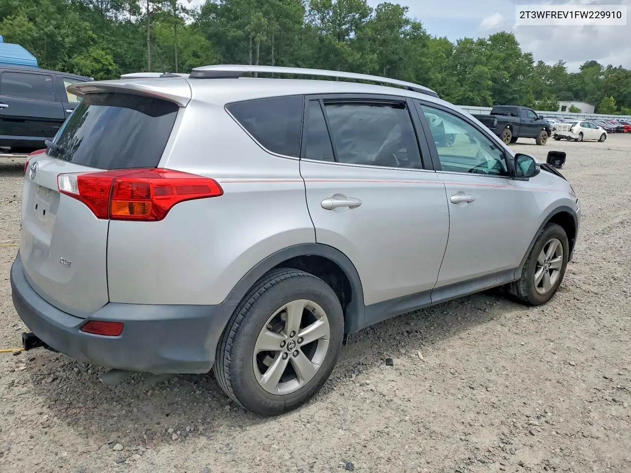 2015 Toyota Rav4 Xle VIN: 2T3WFREV1FW229910 Lot: 62067366