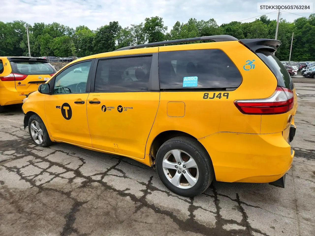 2016 Toyota Sienna Le VIN: 5TDKK3DC6GS763284 Lot: 57137416