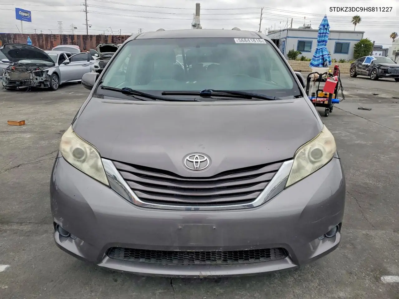 2017 Toyota Sienna Le VIN: 5TDKZ3DC9HS811227 Lot: 56841816