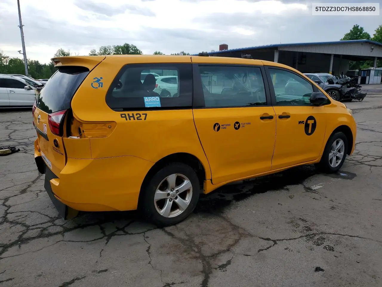 2017 Toyota Sienna L 7-Passenger VIN: 5TDZZ3DC7HS868850 Lot: 57136886