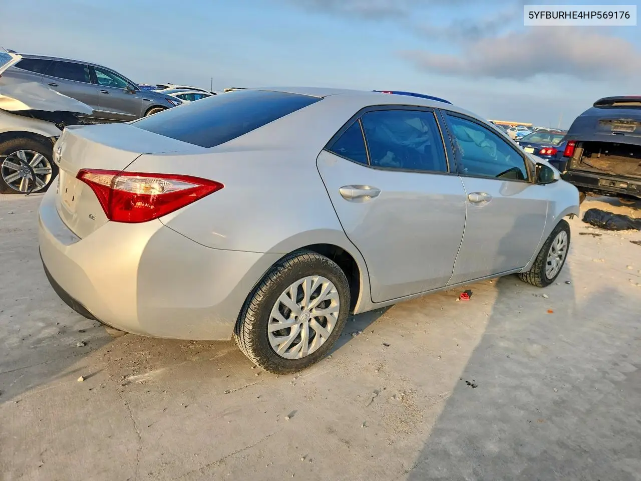 2017 Toyota Corolla Le VIN: 5YFBURHE4HP569176 Lot: 57559146