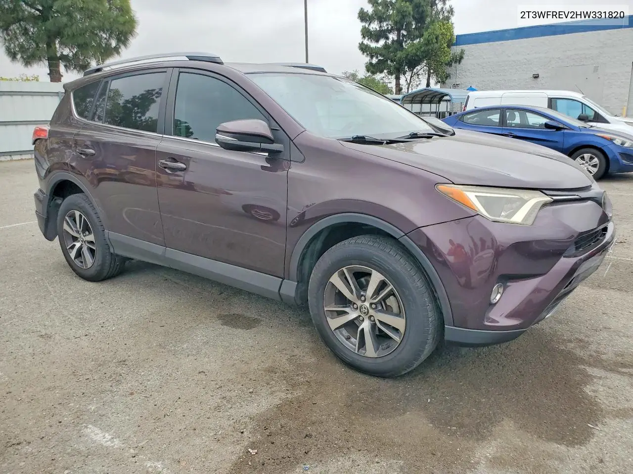 2017 Toyota Rav4 Xle VIN: 2T3WFREV2HW331820 Lot: 57602516