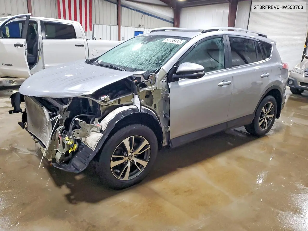 2017 Toyota Rav4 Xle VIN: 2T3RFREV0HW563703 Lot: 58256416