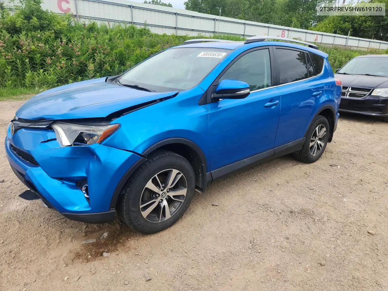 2017 Toyota Rav4 Xle VIN: 2T3RFREV5HW619120 Lot: 58695836
