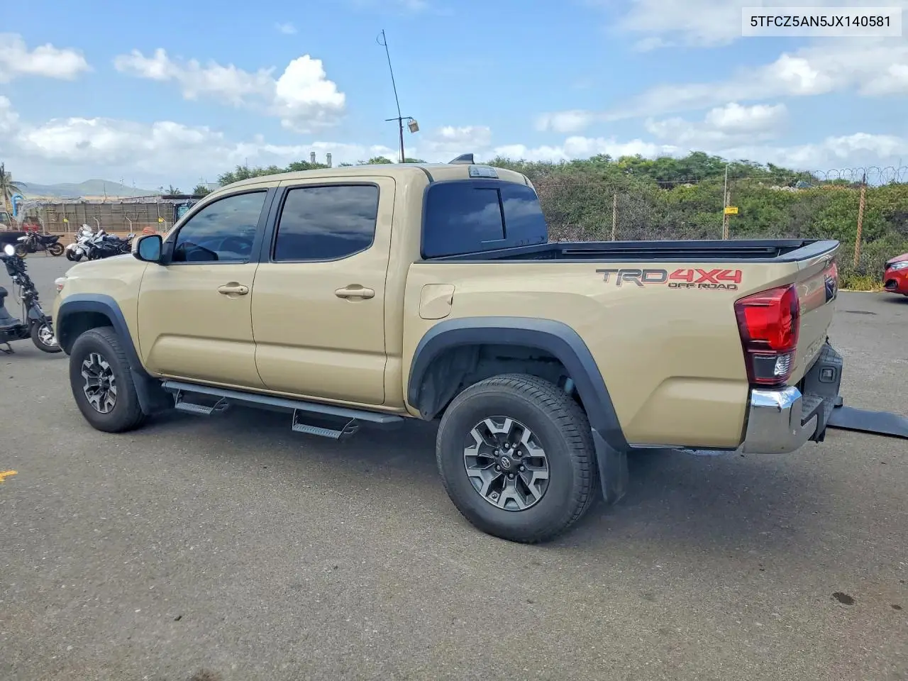 2018 Toyota Tacoma Trd Off-Road VIN: 5TFCZ5AN5JX140581 Lot: 55789726
