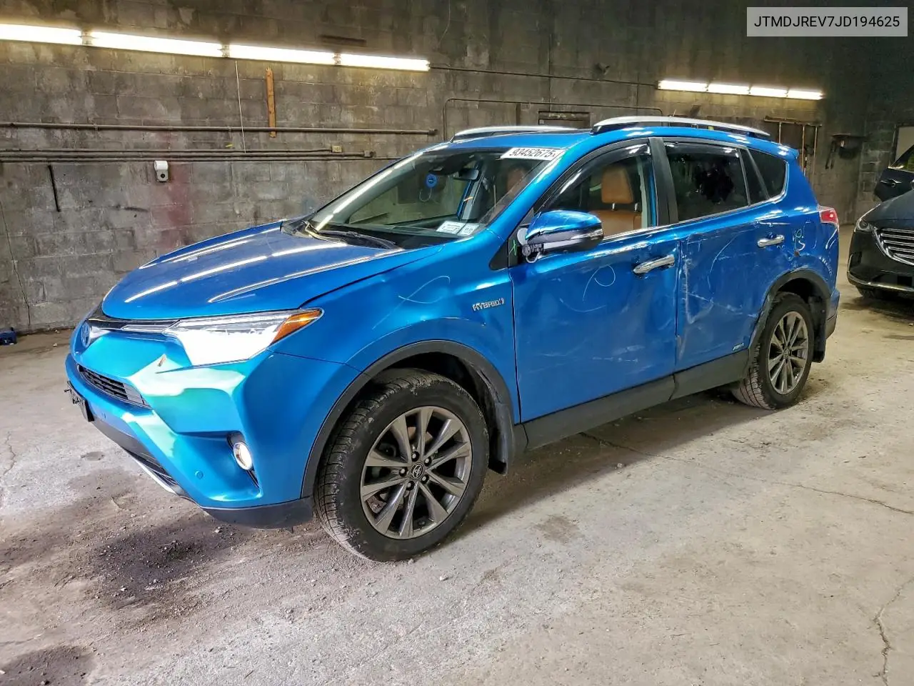 JTMDJREV7JD194625 2018 Toyota Rav4 Hv Limited