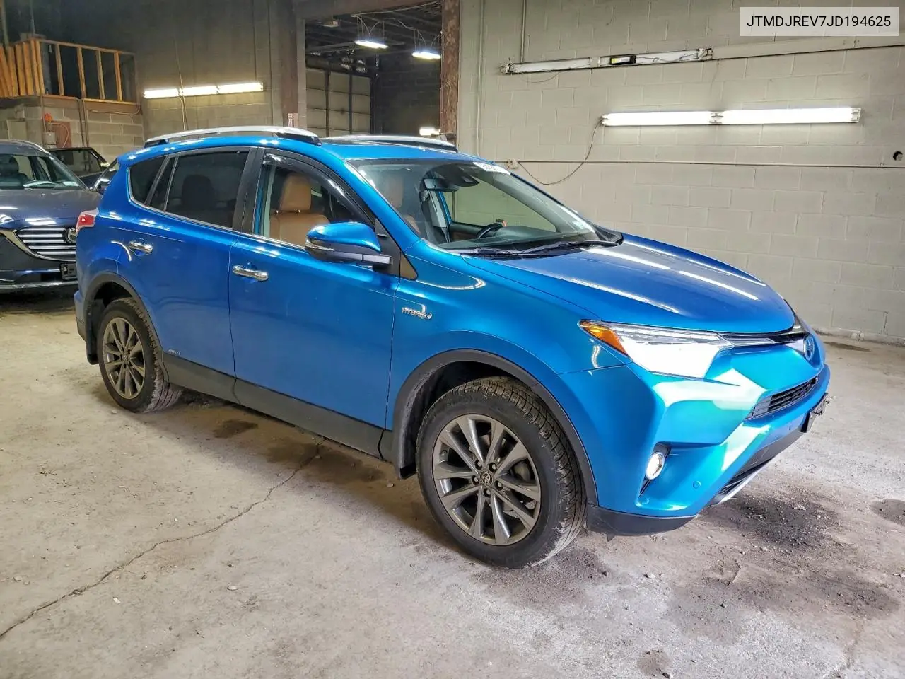 JTMDJREV7JD194625 2018 Toyota Rav4 Hv Limited