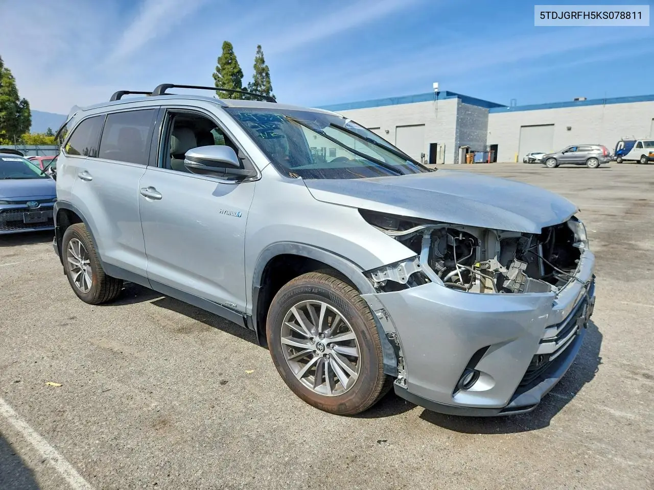 2019 Toyota Highlander Hybrid Xle VIN: 5TDJGRFH5KS078811 Lot: 56338326