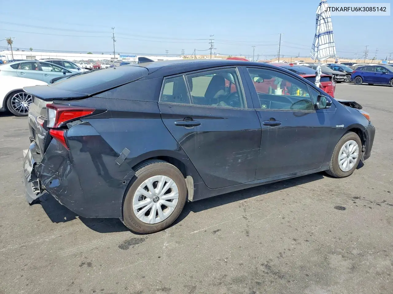 2019 Toyota Prius Le VIN: JTDKARFU6K3085142 Lot: 57562626