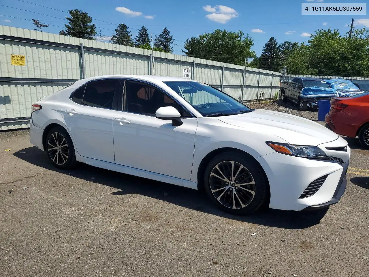 2020 Toyota Camry Se VIN: 4T1G11AK5LU307559 Lot: 57052946