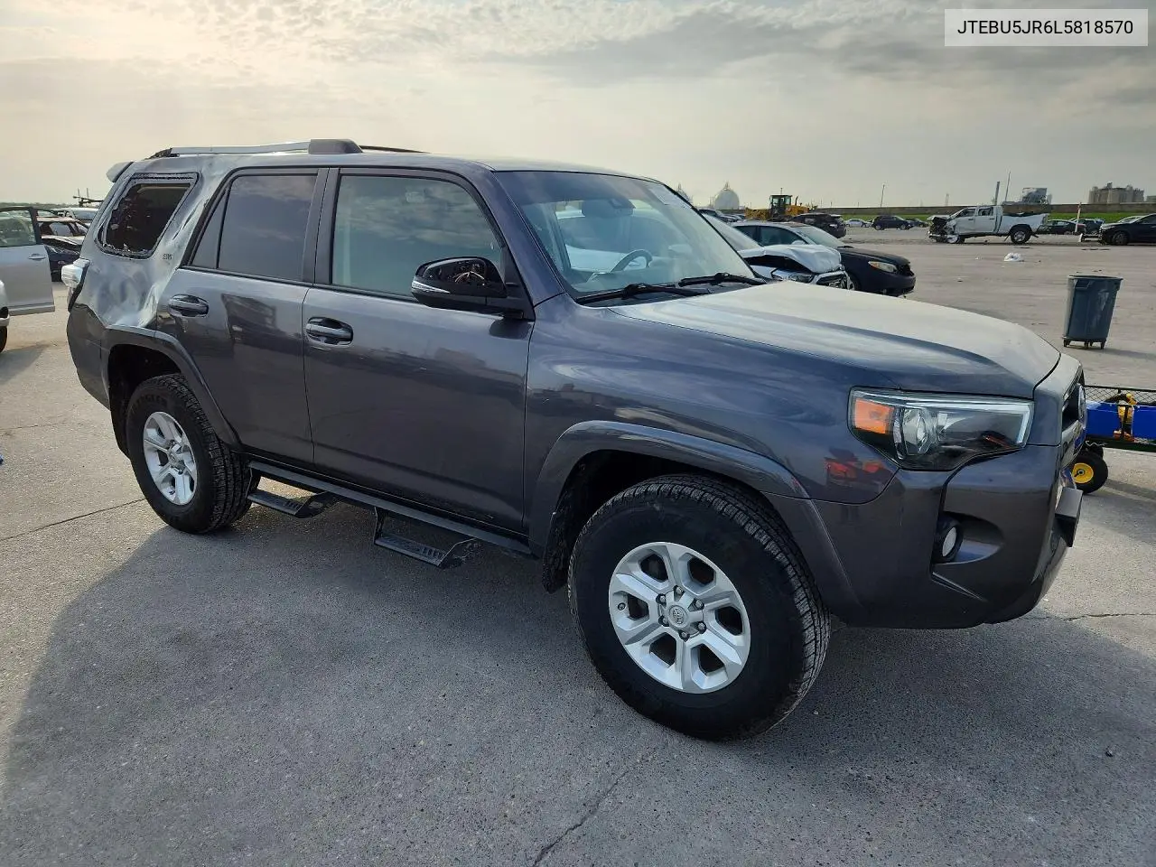 2020 Toyota 4Runner Sr5 Premium VIN: JTEBU5JR6L5818570 Lot: 58916016