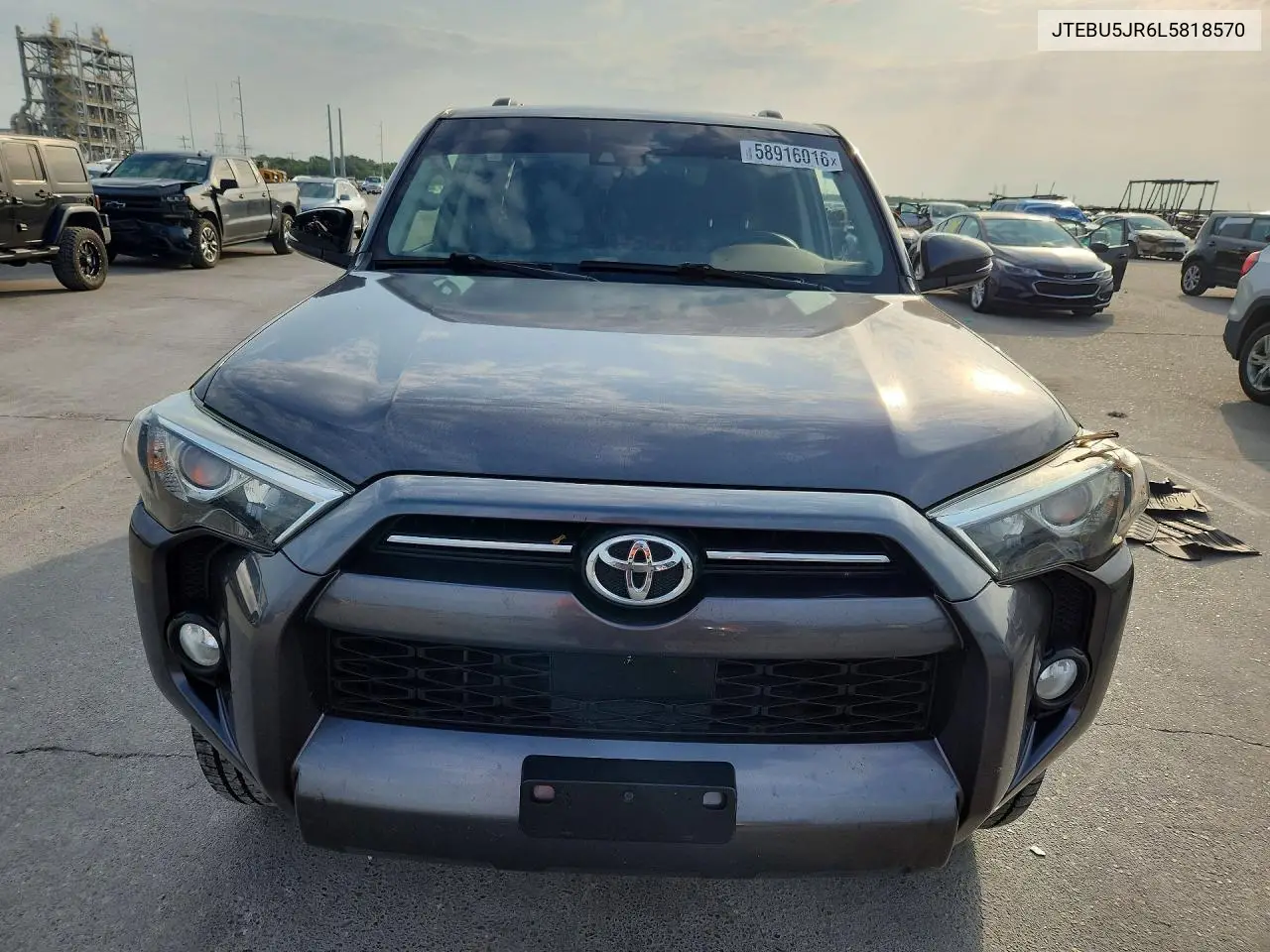 2020 Toyota 4Runner Sr5 Premium VIN: JTEBU5JR6L5818570 Lot: 58916016