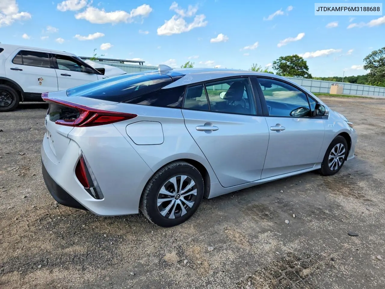 2021 Toyota Prius Prime Le VIN: JTDKAMFP6M3188688 Lot: 57403266