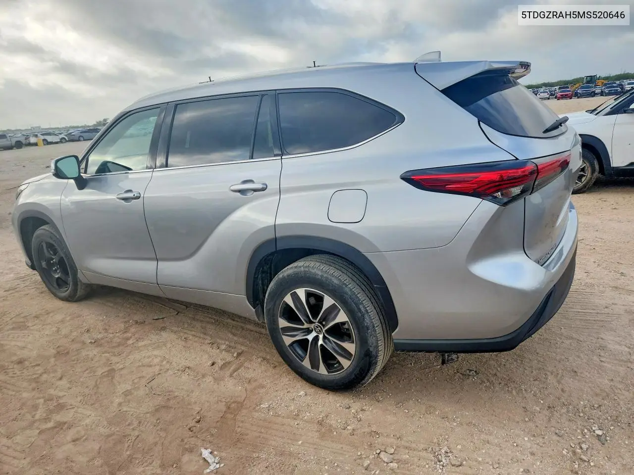 2021 Toyota Highlander Xle VIN: 5TDGZRAH5MS520646 Lot: 58180076