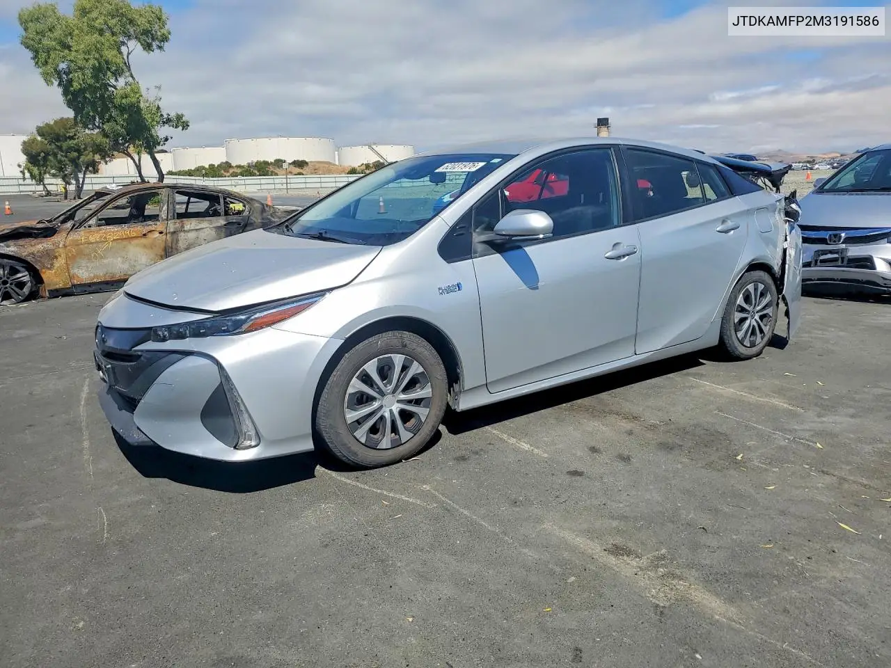 2021 Toyota Prius Prime Le VIN: JTDKAMFP2M3191586 Lot: 62031976
