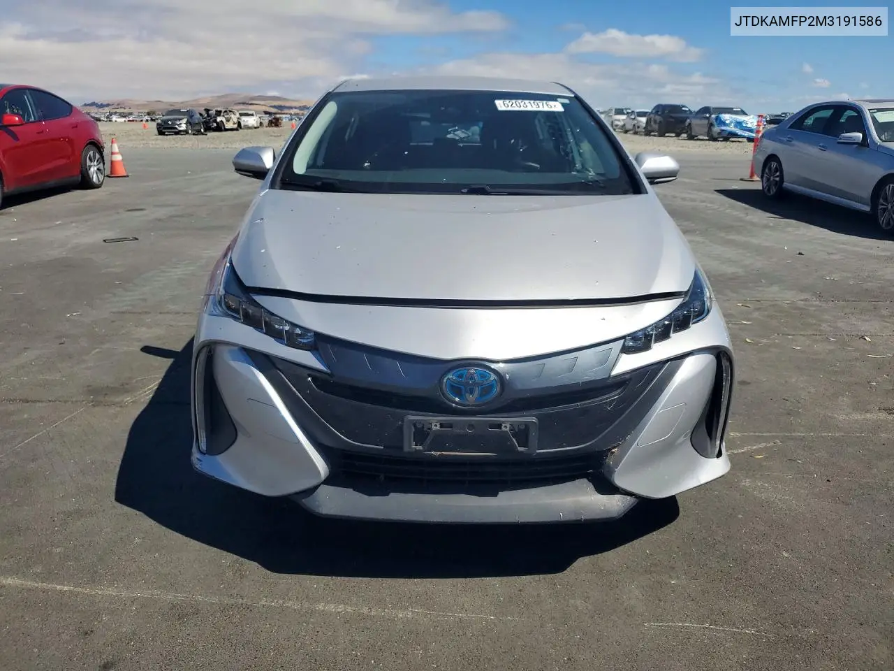 2021 Toyota Prius Prime Le VIN: JTDKAMFP2M3191586 Lot: 62031976