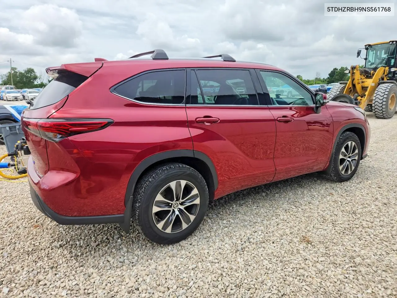 2022 Toyota Highlander Xle VIN: 5TDHZRBH9NS561768 Lot: 58153336