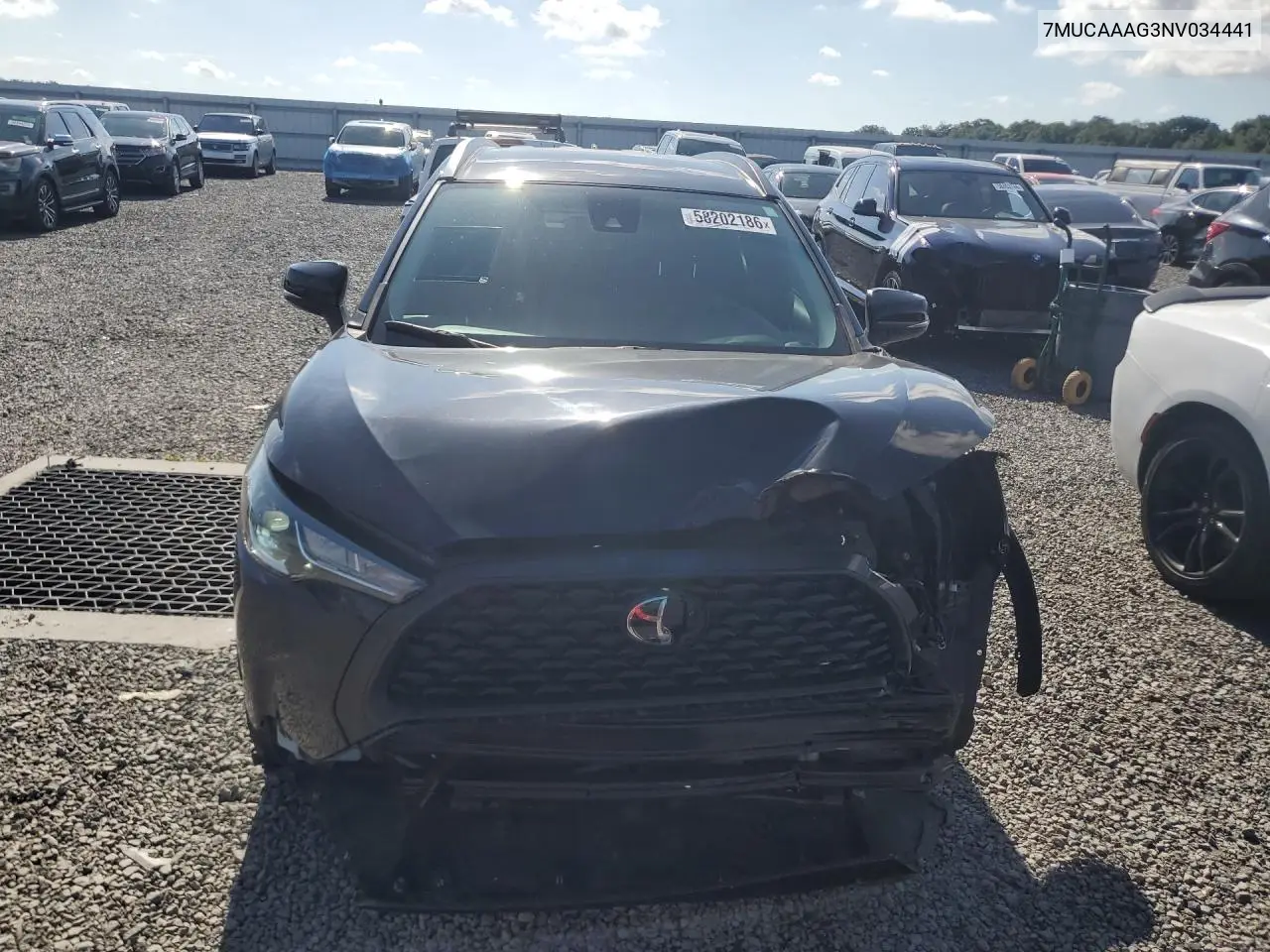 2022 Toyota Corolla Cross Le VIN: 7MUCAAAG3NV034441 Lot: 58202186