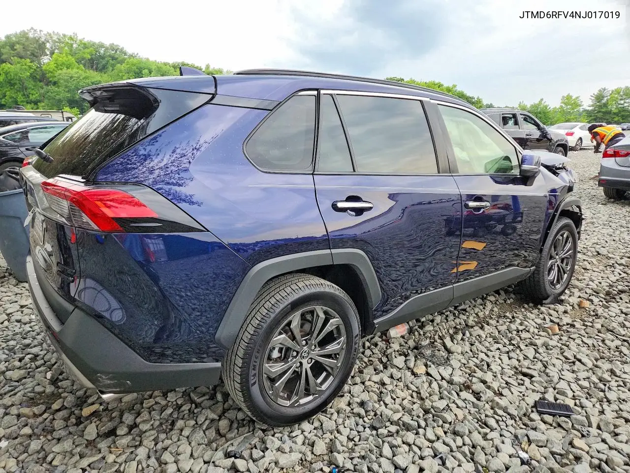 2022 Toyota Rav4 Limited VIN: JTMD6RFV4NJ017019 Lot: 58382636