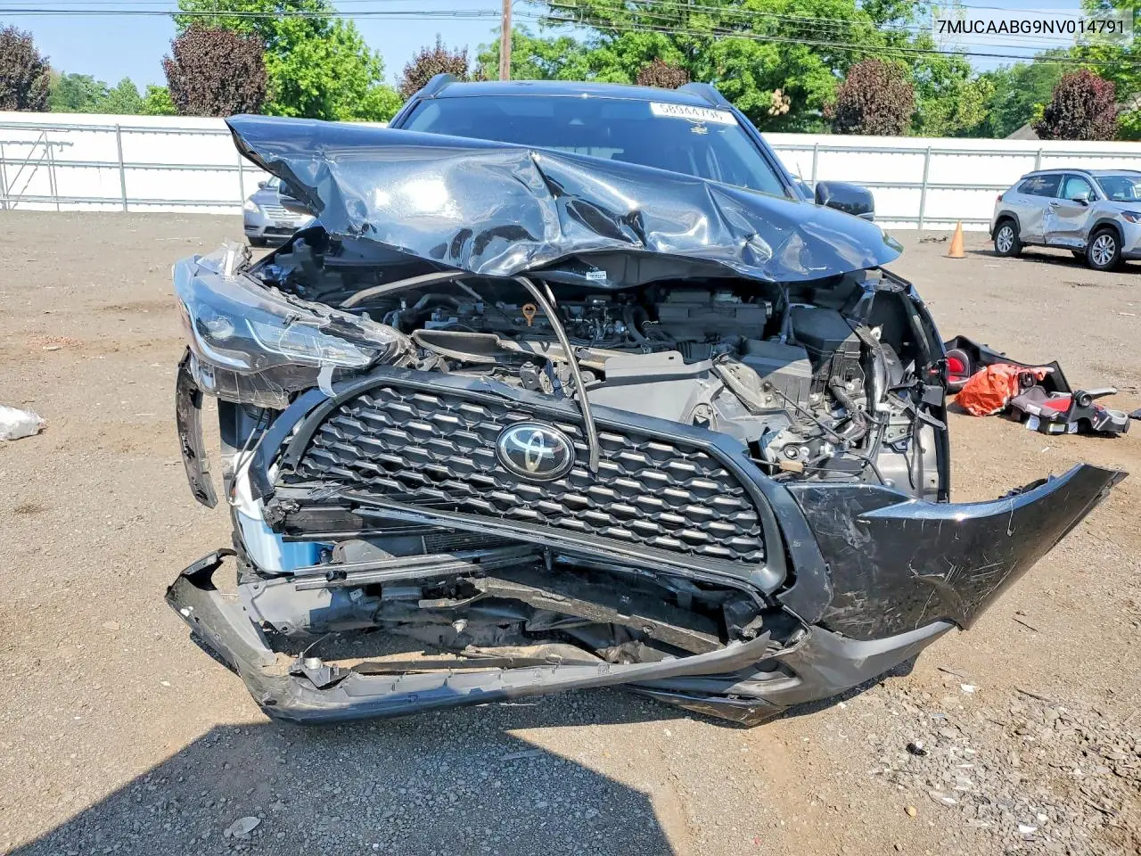 2022 Toyota Corolla Cross Le VIN: 7MUCAABG9NV014791 Lot: 58944796
