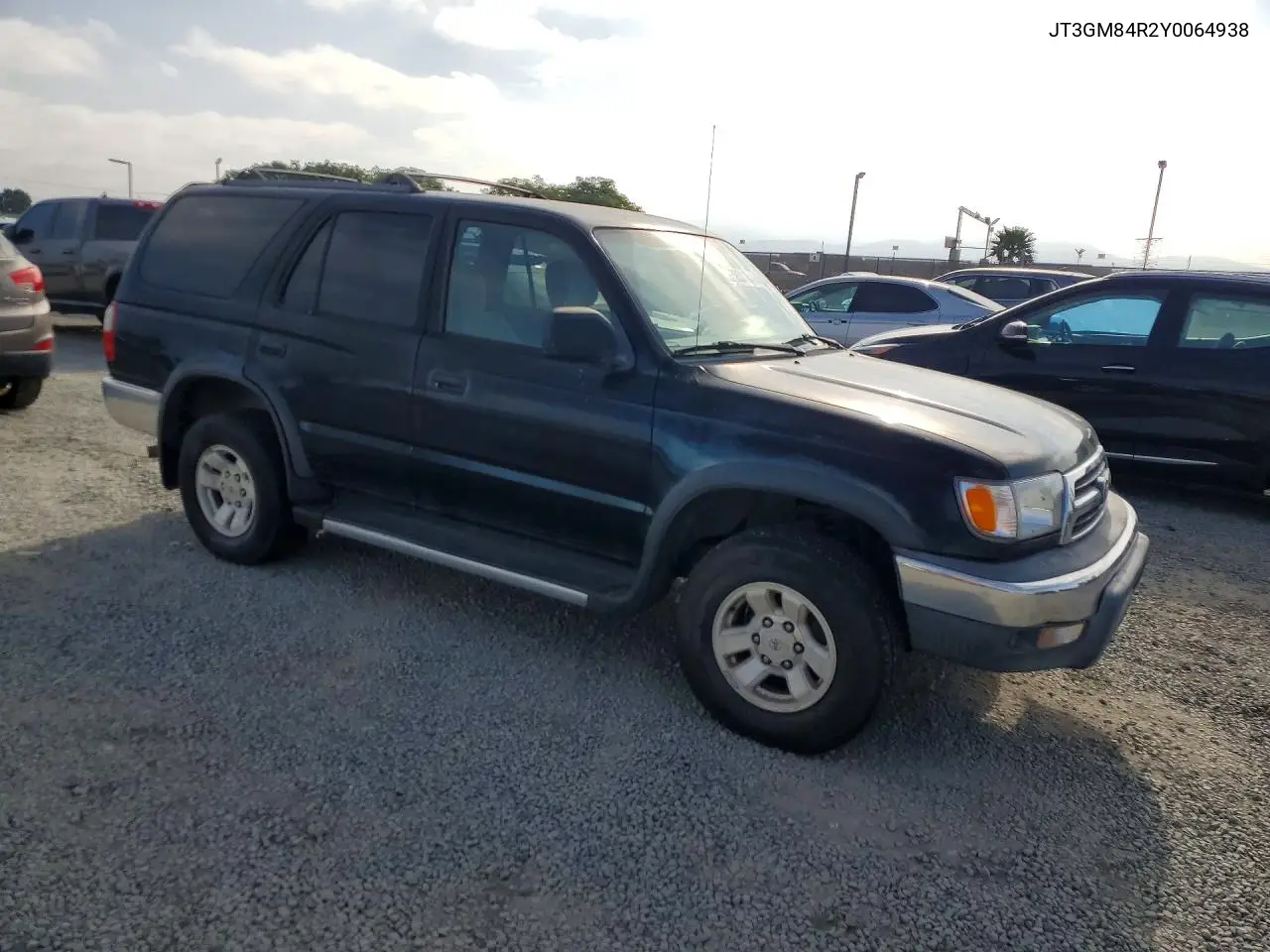 2000 Toyota 4Runner Base VIN: JT3GM84R2Y0064938 Lot: 58511646