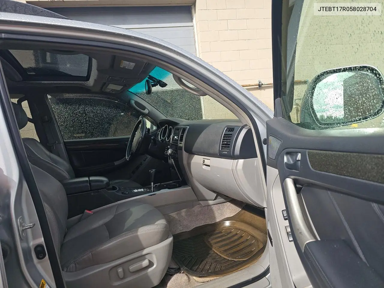 2005 Toyota 4Runner Limited VIN: JTEBT17R058028704 Lot: 54537596
